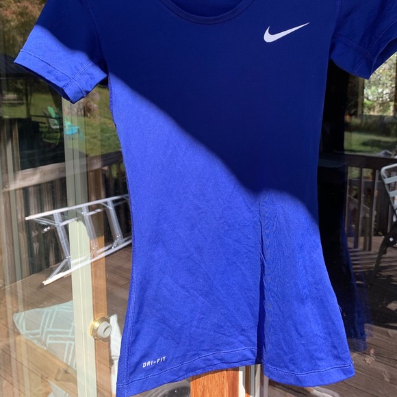 Nike pro t shirt - Picture 3 of 5